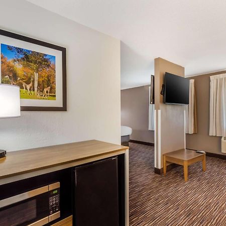 Quality Inn Asheboro South Bagian luar foto
