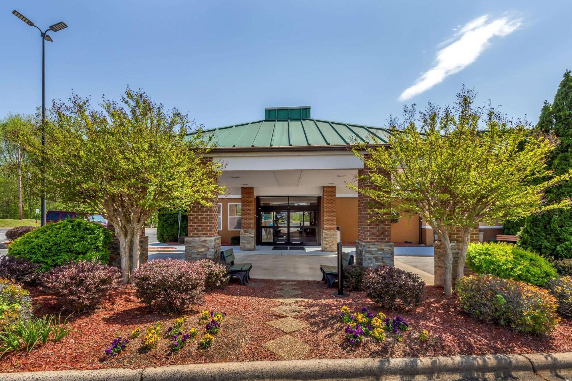 Quality Inn Asheboro South Bagian luar foto